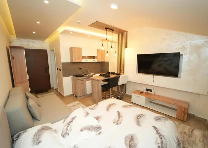 Hill - Planinski Kutak *