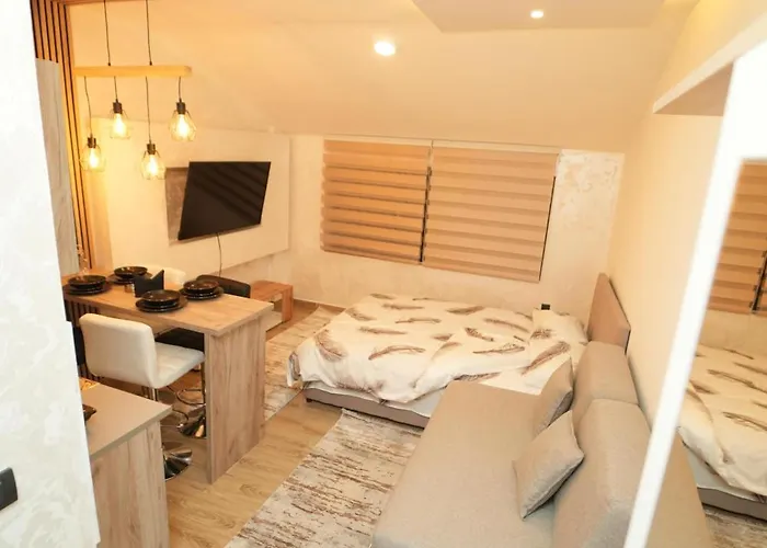 Hill - Planinski Kutak 아파트 *